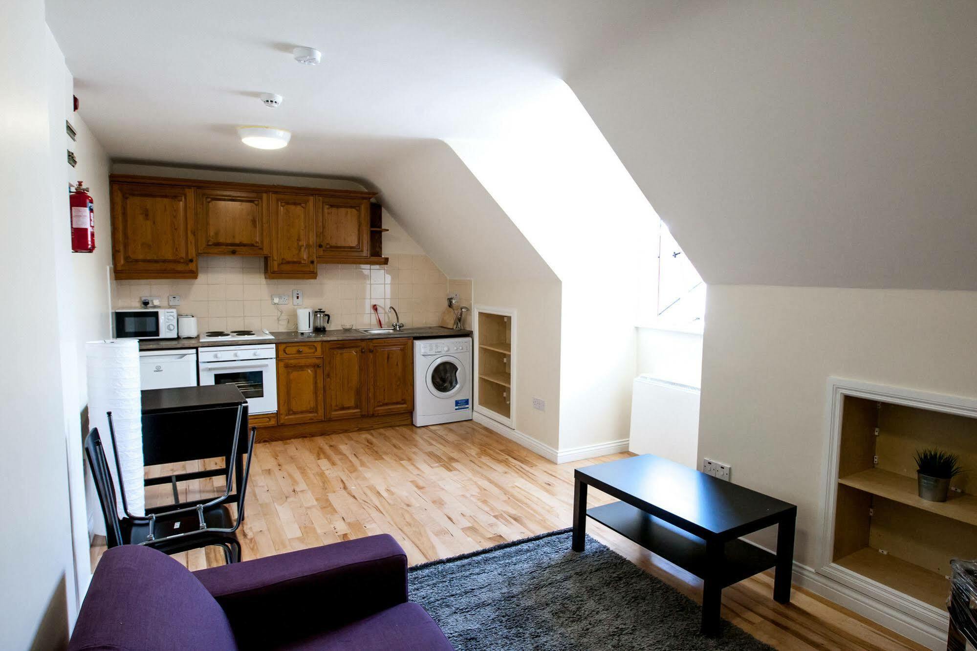 Dominick Street Apartments Γκάλγουεϊ Εξωτερικό φωτογραφία
