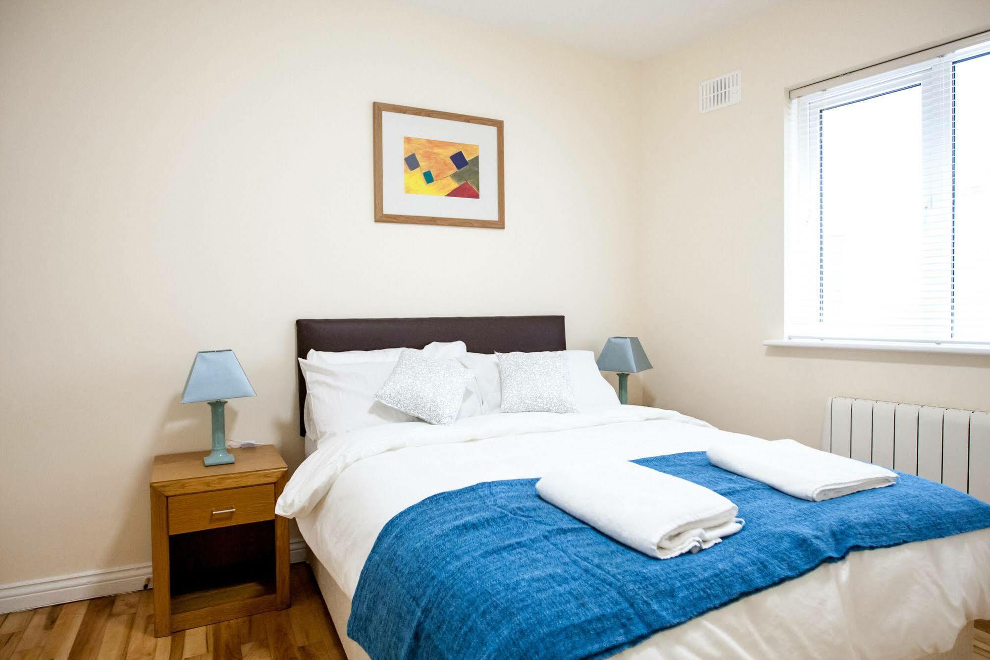 Dominick Street Apartments Γκάλγουεϊ Εξωτερικό φωτογραφία